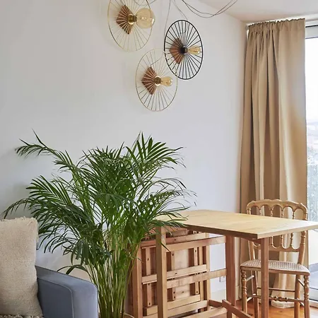 Alcantara Like A Local Apartman *
