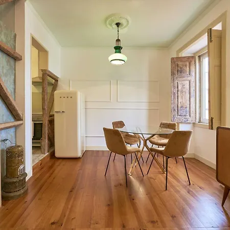 Alcantara Like A Local Apartment